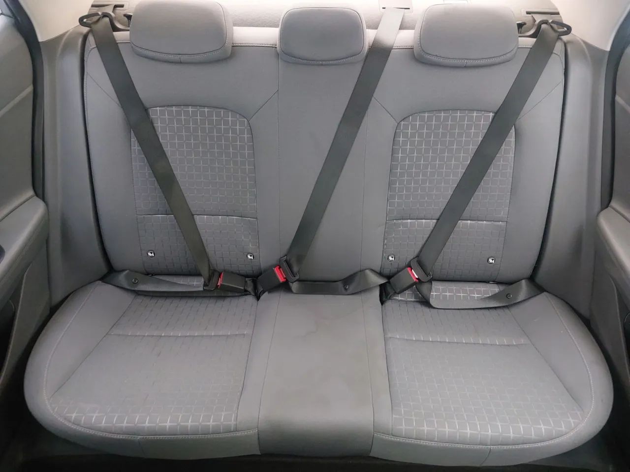 Hyundai HB20S Comfort Plus 1.0 TB Flex 12V Mec., foto 18 de 18