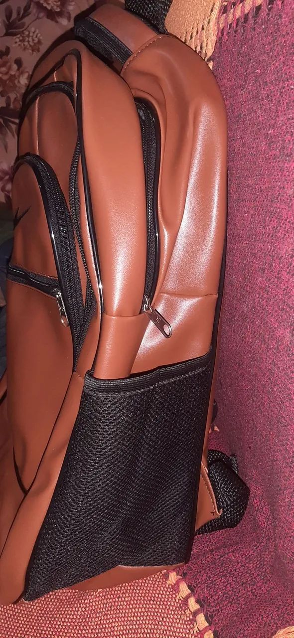 Bolsa de couro Marca Nike  - Foto 4
