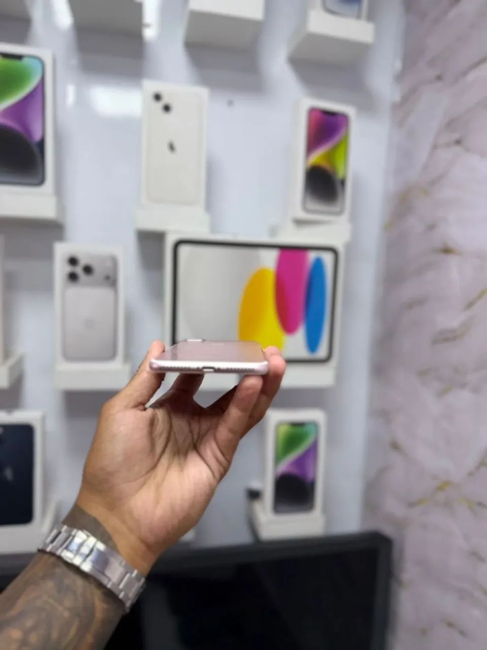 IPHONE 7 PLUS 128GB ROSA<br>R$ 389,99 - Foto 4