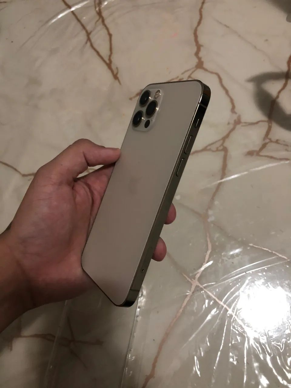 IPhone 12 Pro 128Gb Troco em iPhone 12 normal ou 11 com voltar sua 