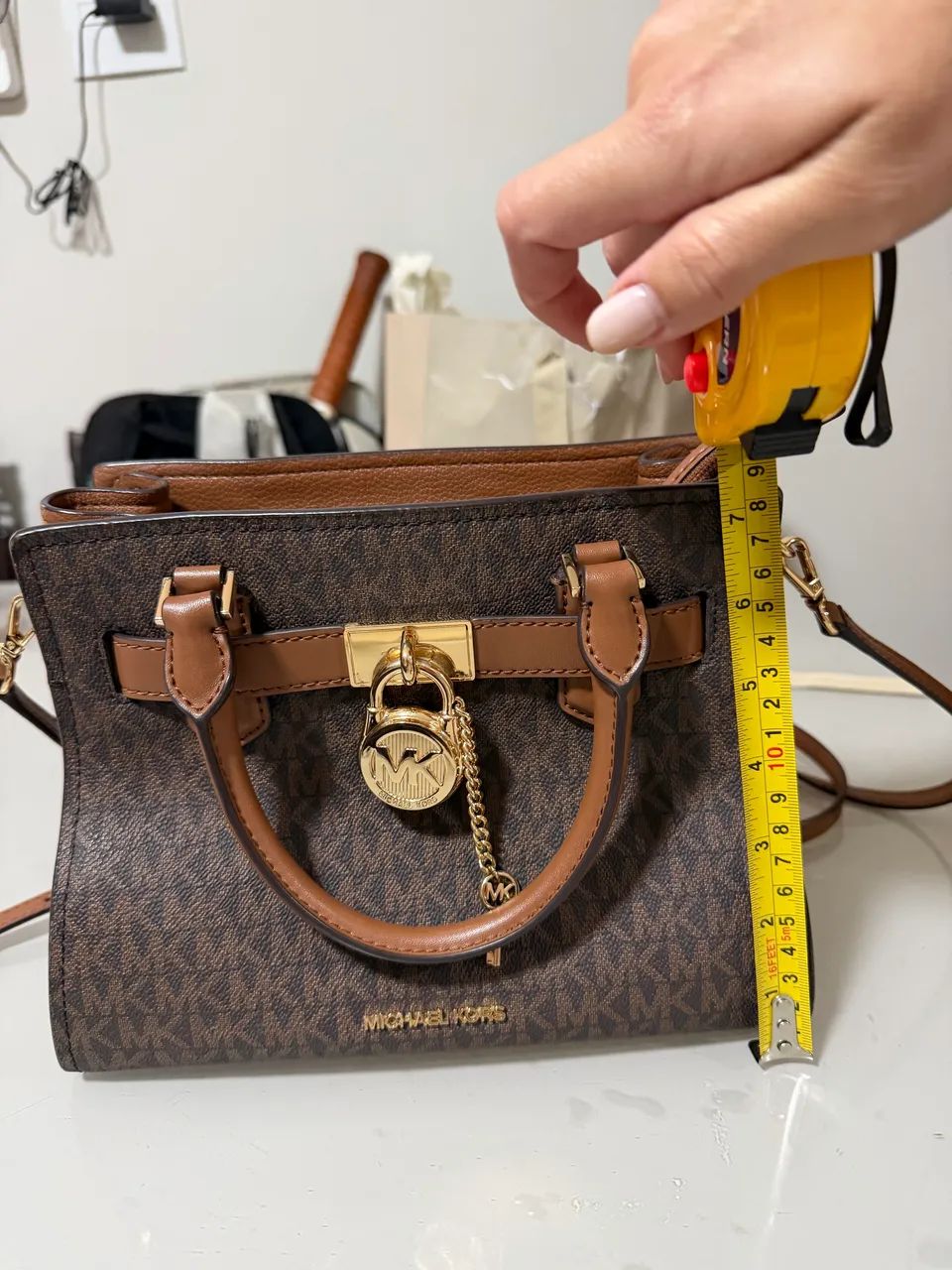 Bolsa MK Hamilton marrom - Foto 3