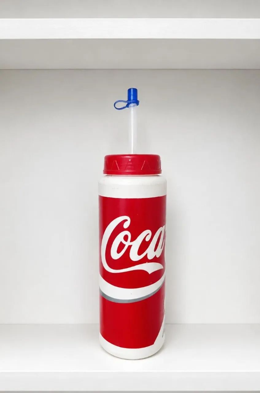 Garrafa coca cola anos 80 lindona!