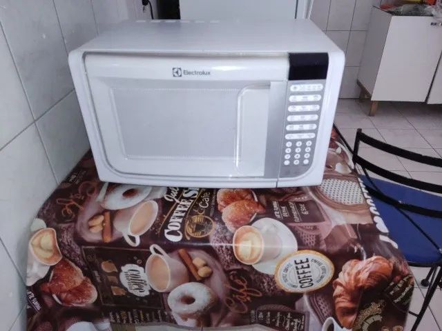 Micro-ondas Eletrolux-127v-Esquentar marmita - Foto 2