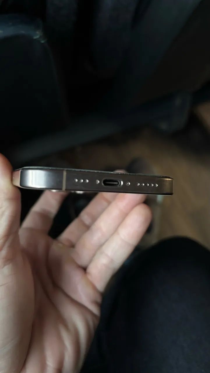 iPhone 16 pro  - Foto 3