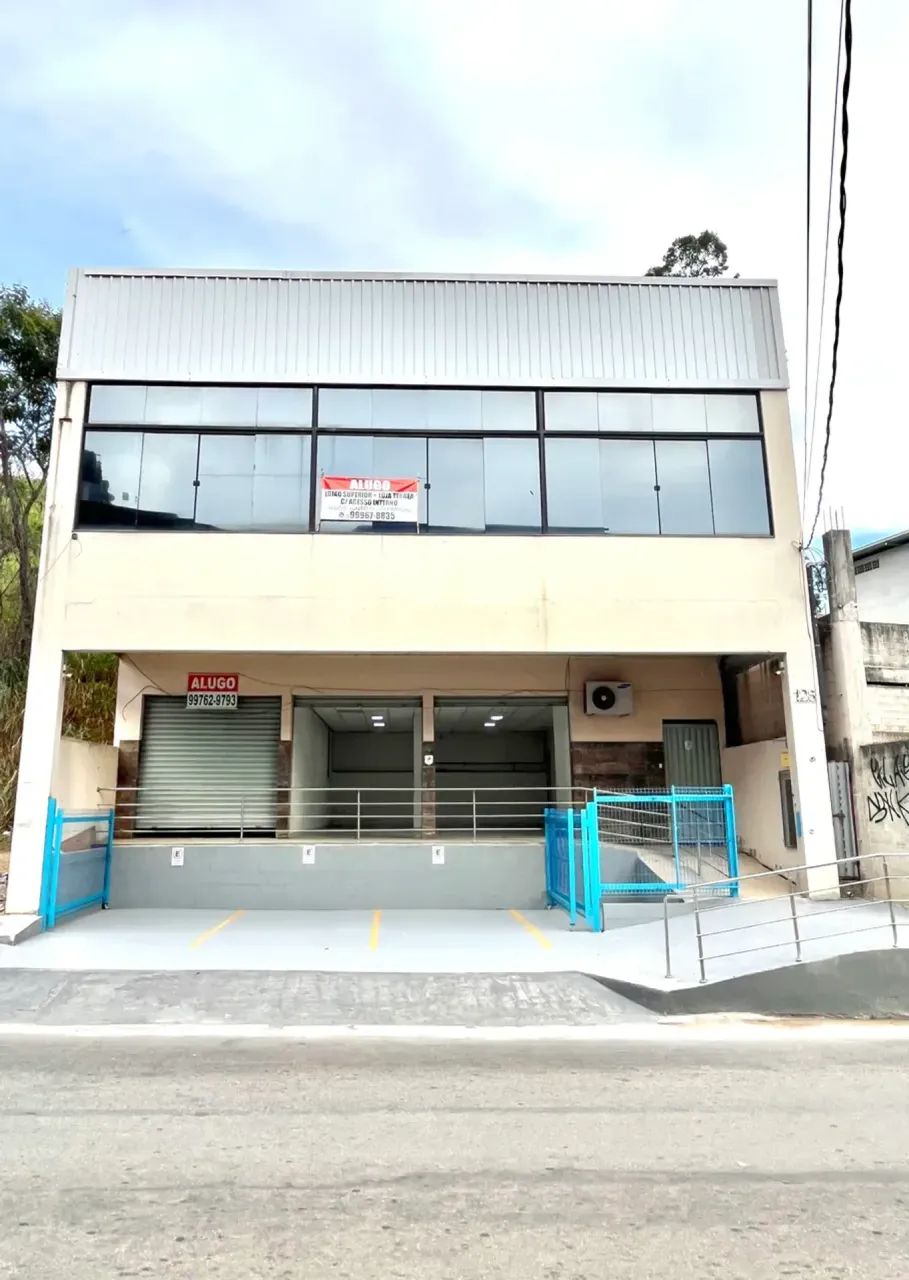 Ponto comercial/Loja/Box para aluguel com 270 metros quadrados