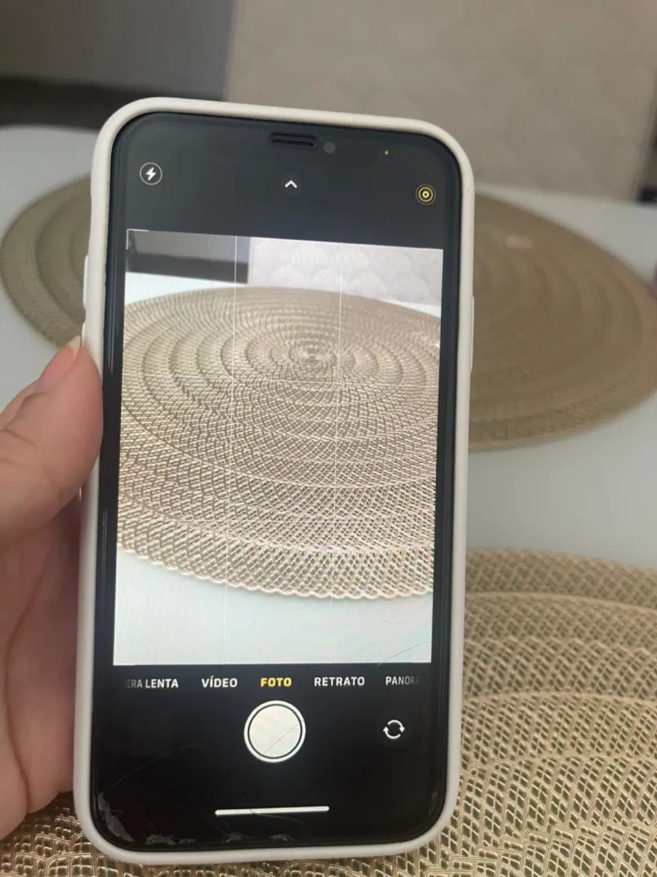 iPhone XR branco 64GB  - Foto 5