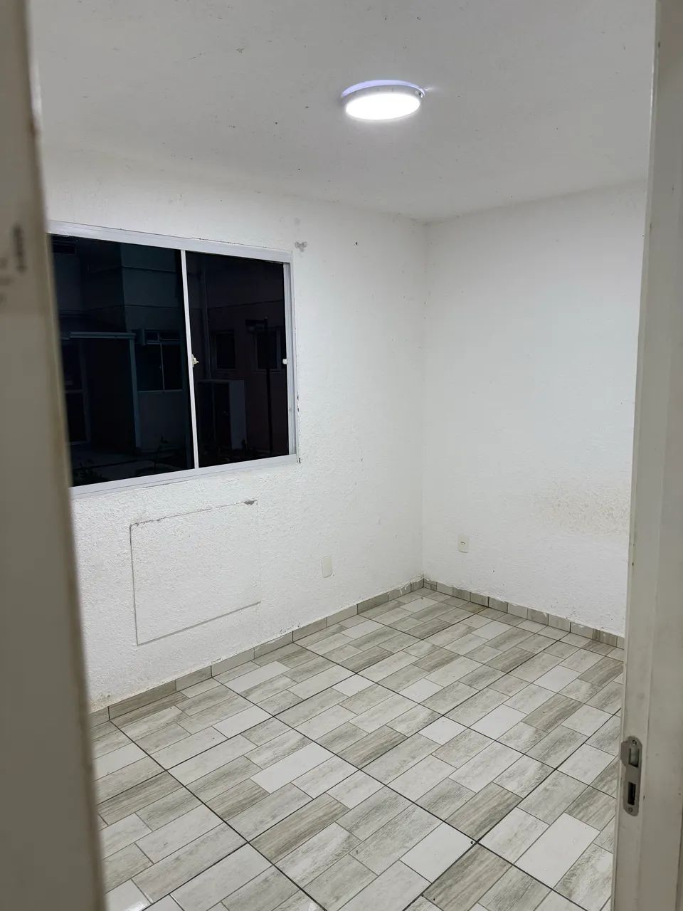Ap trindade 2 quart , 1 andar  - Foto 4