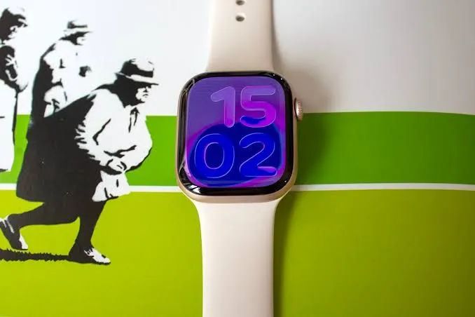 Apple Watch Series 11 - 42mm