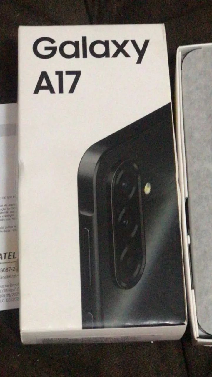 Galaxy A17 na caixa 