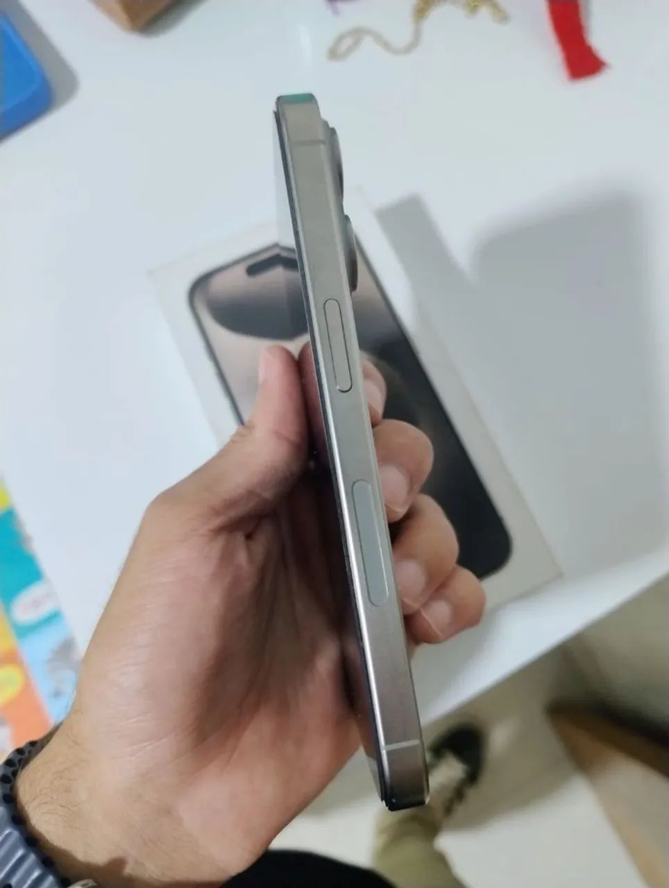 iPhone 15 pro 128 gb - Foto 3