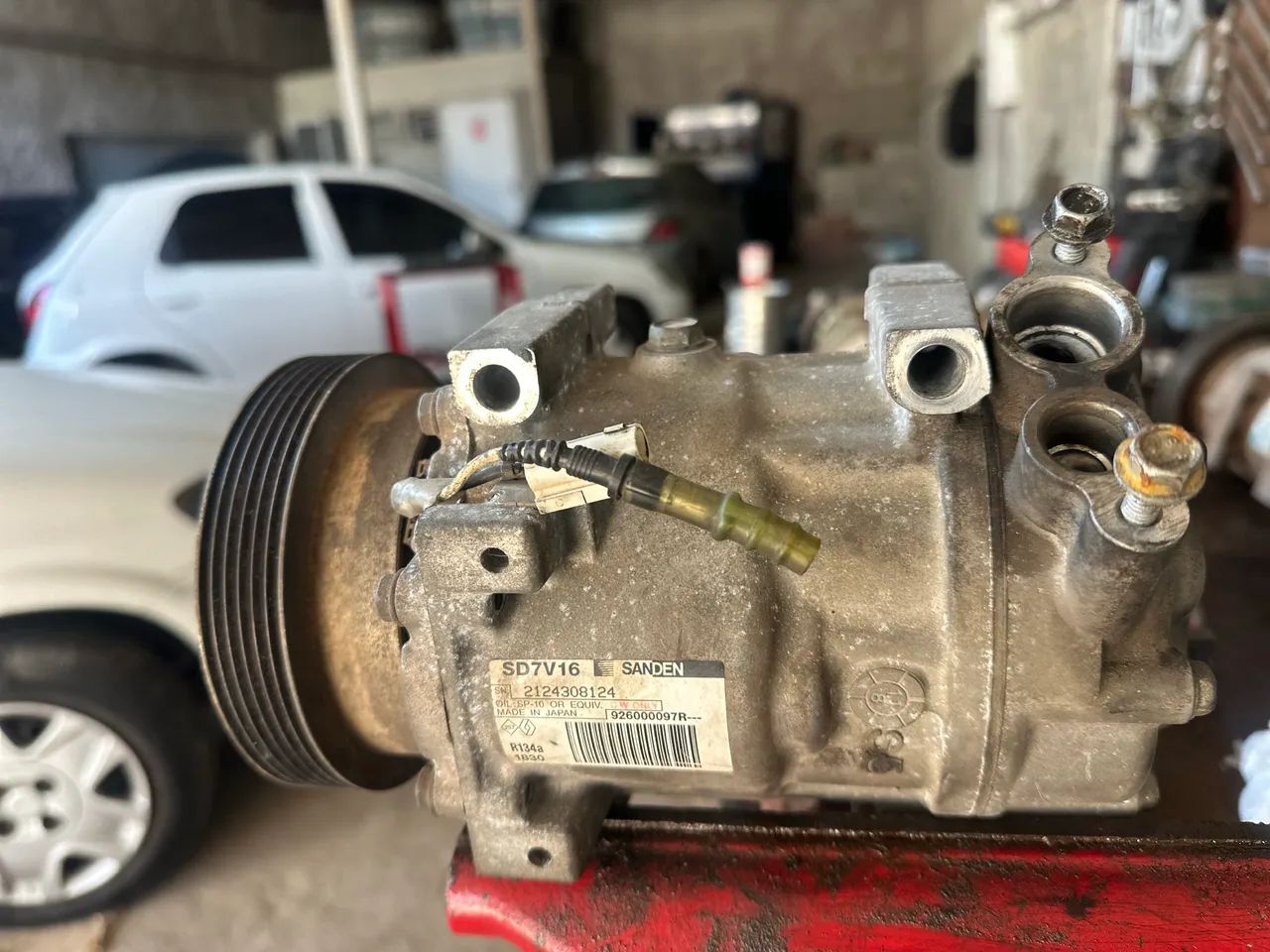 Compressor ar condicionado renault  - Foto 3