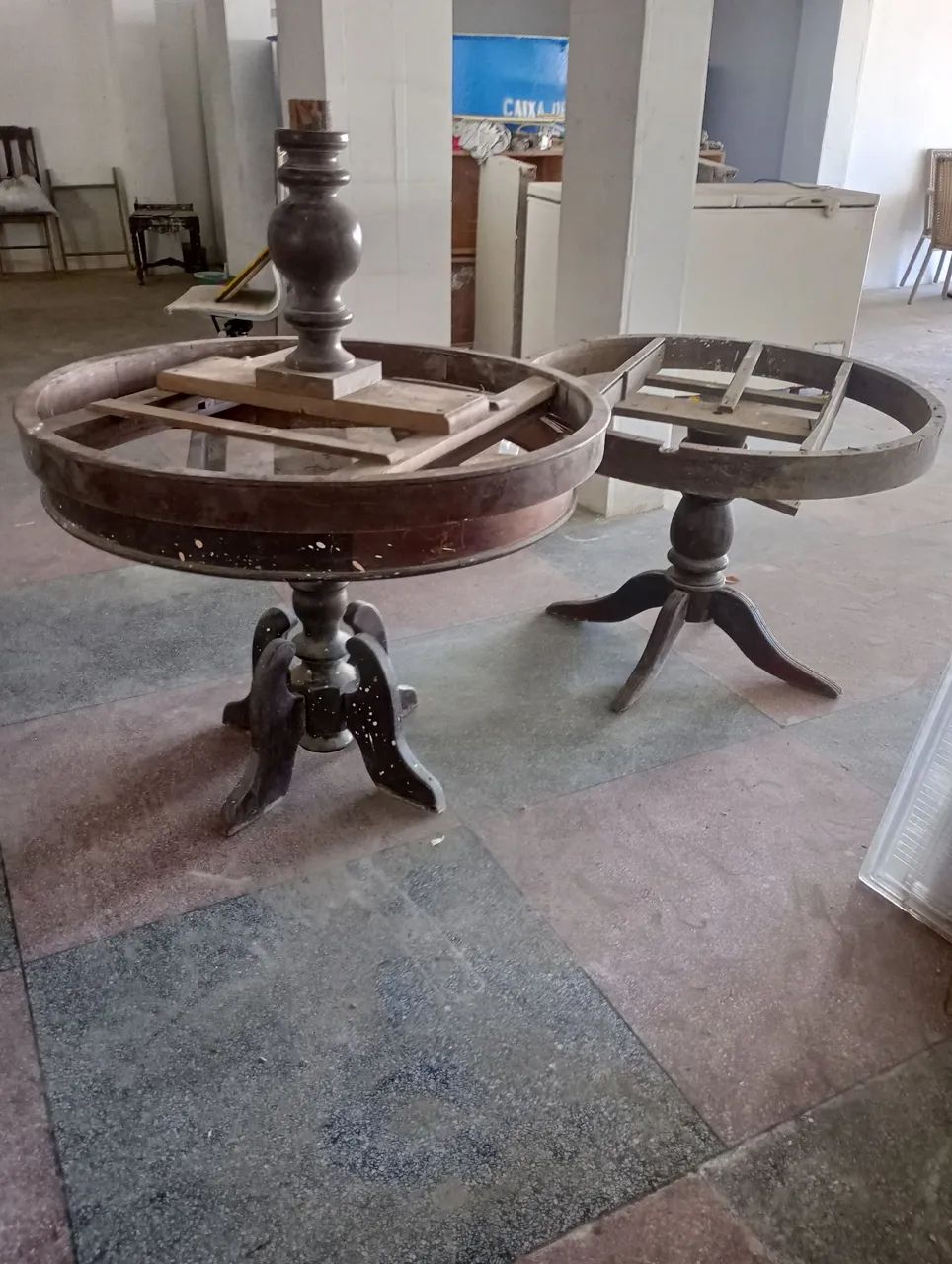 Mesa antiga 