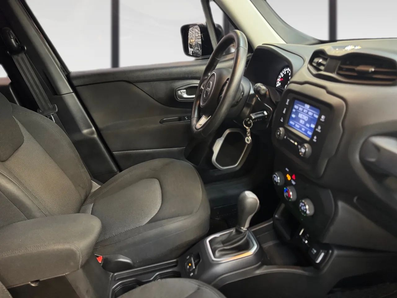 Jeep Renegade 1.8 4x2 Flex 16V Aut., foto 14 de 14