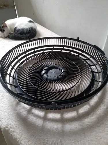 Grade do ventilador Arno 