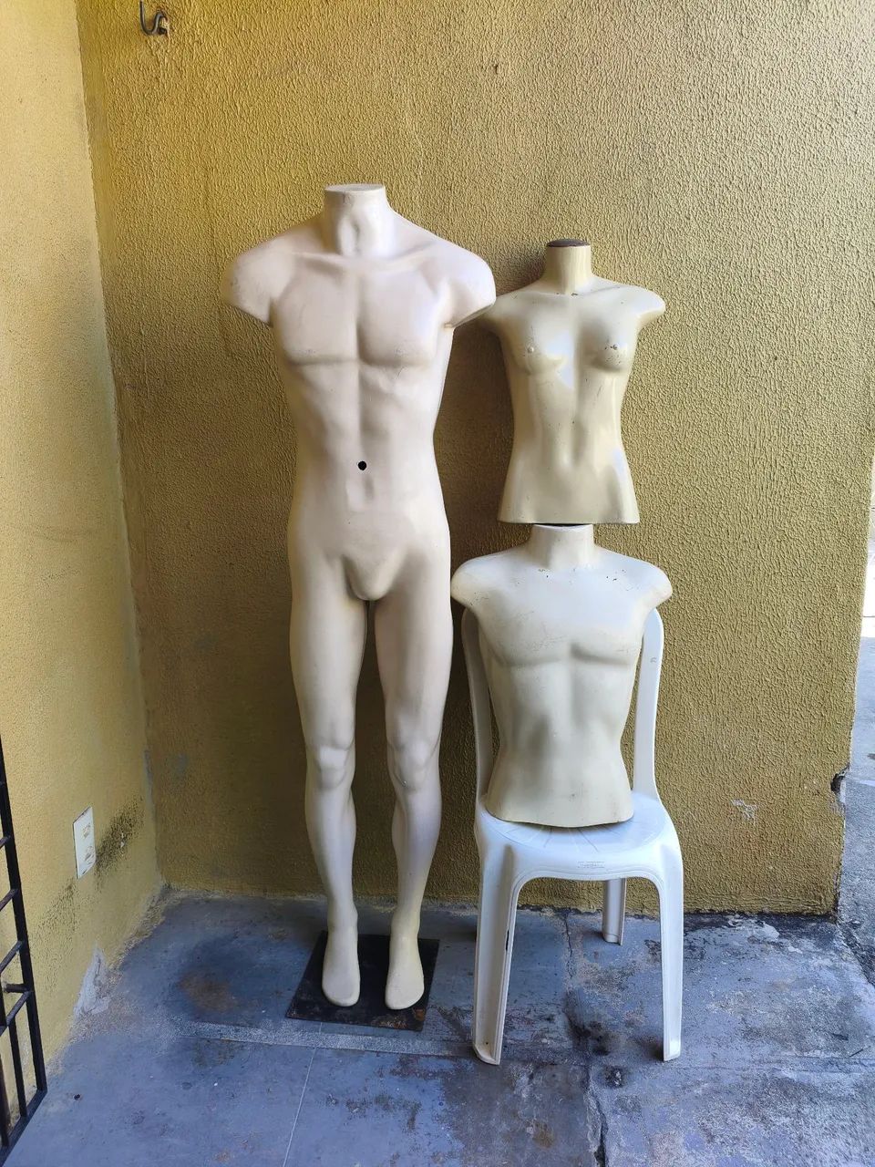 MANEQUINS VARIADOS