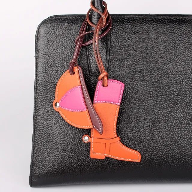 Chaveiros e Charms para Bolsa - BOINA - Foto 2