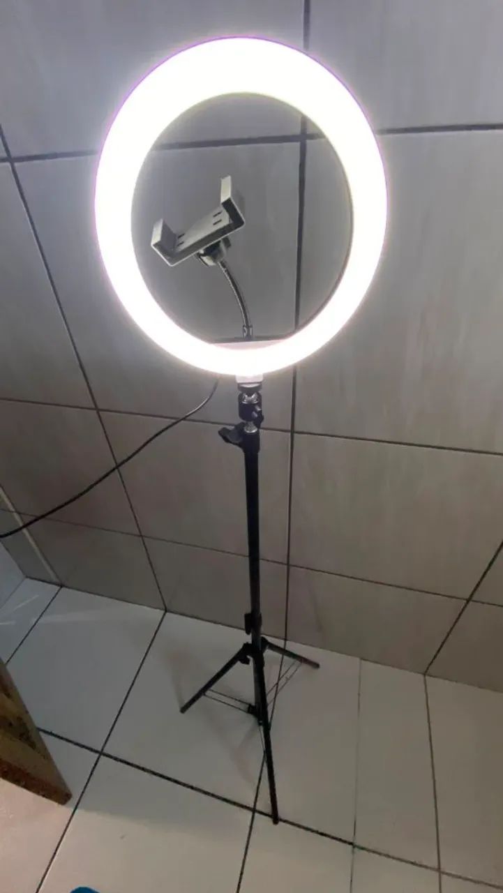 Ring light com tripé - Foto 5