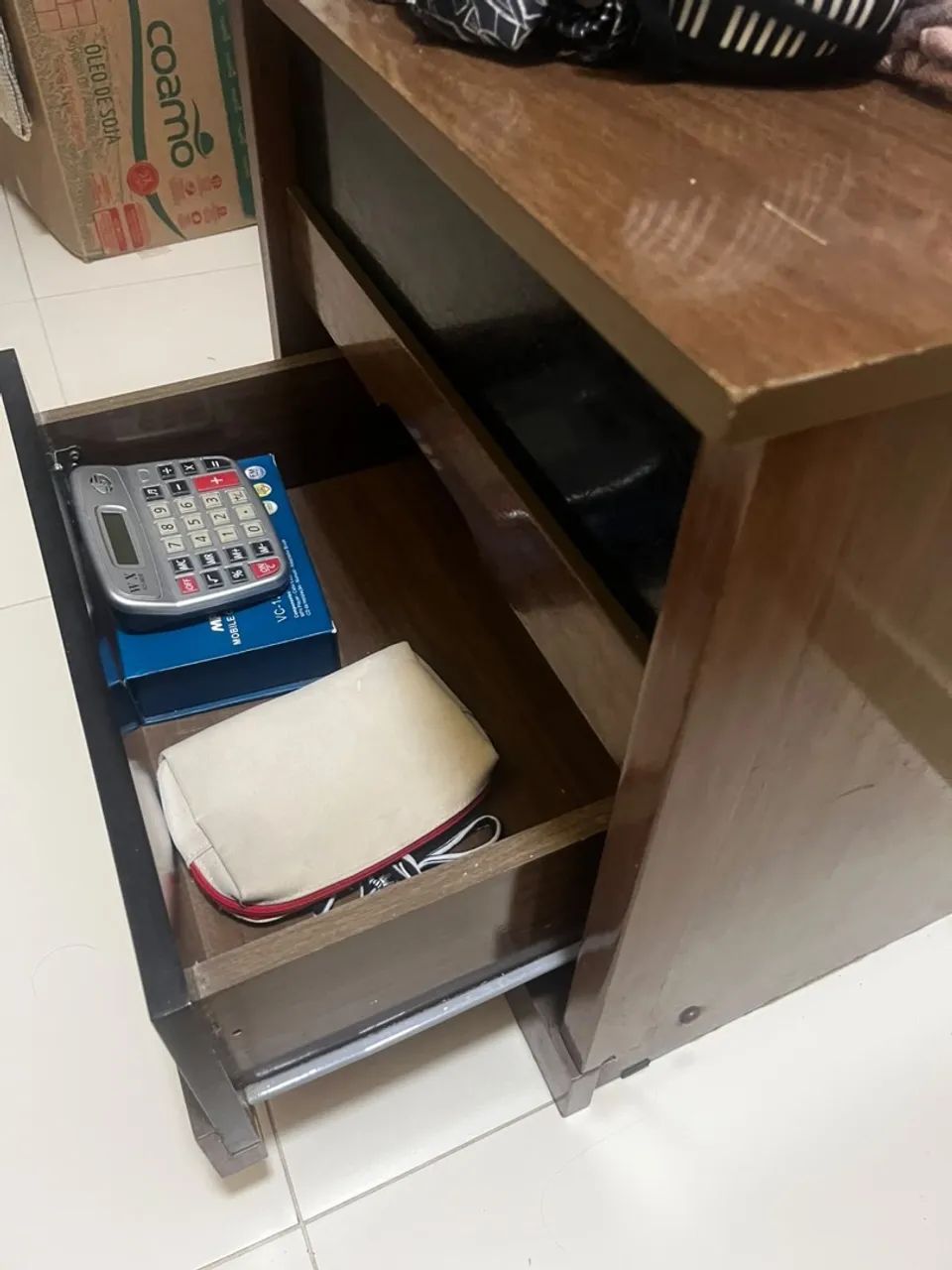 Mesa de cabeceira 