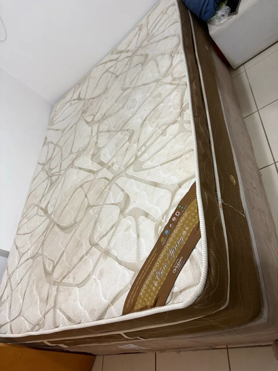 Cama Ortobom ouro spring