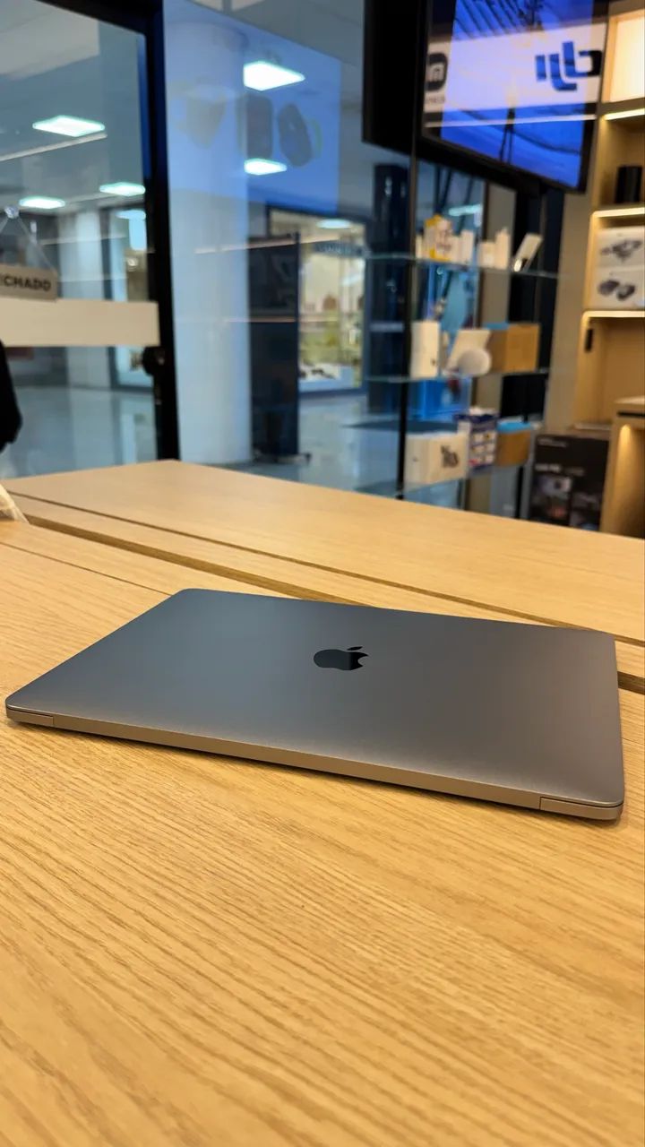 SEMINOVO - MacBook Pro 2017 13? Touch Bar Cinza 512GB 8GB de RAM  - Foto 5
