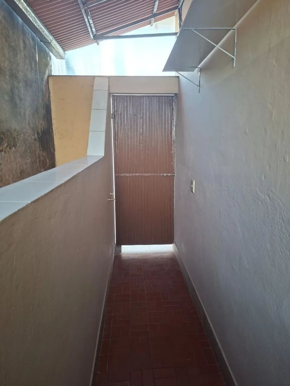 Aluga-se casa bairro renascença  - Foto 4