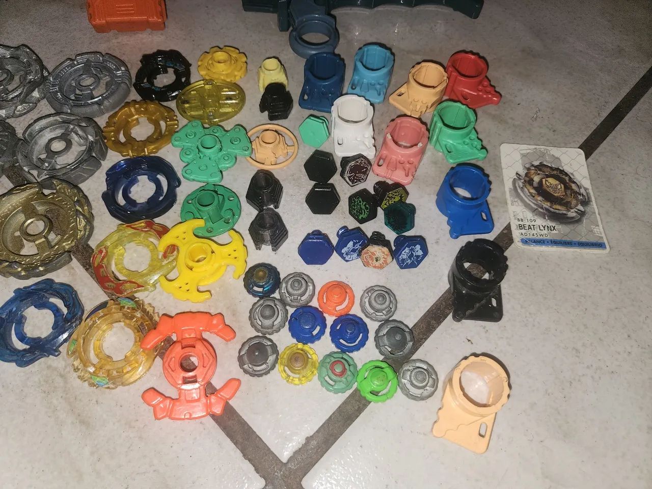 Kit Bayblades - Peças e acessórios variados - Foto 2