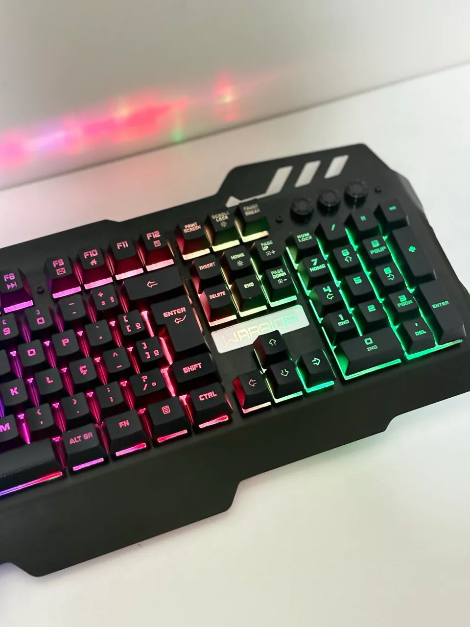 Teclado gamer RGB - Foto 2