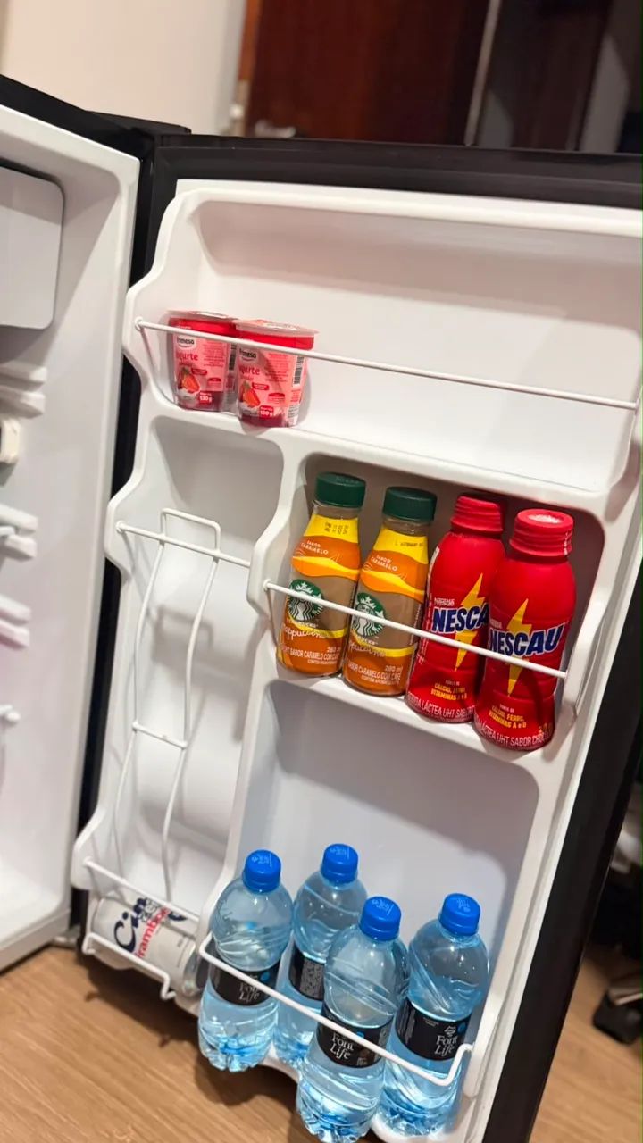 Frigobar MIDEA BLACK EDITION - Foto 5