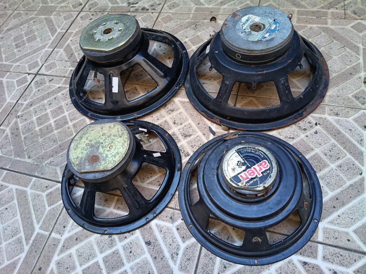 Kit com 4  alto falante para reformar