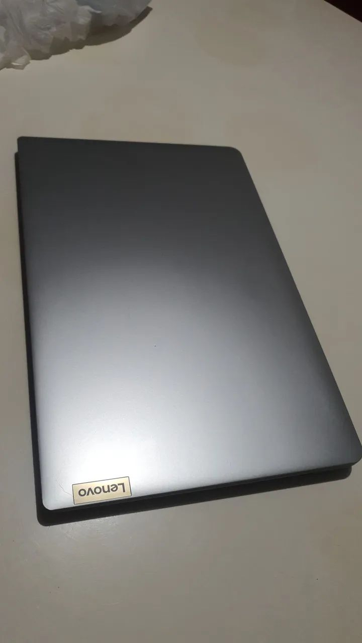 Notebook Lenovo IdeaPad 1 | Core i3 12ª Geração | 4GB RAM | SSD 256GB
