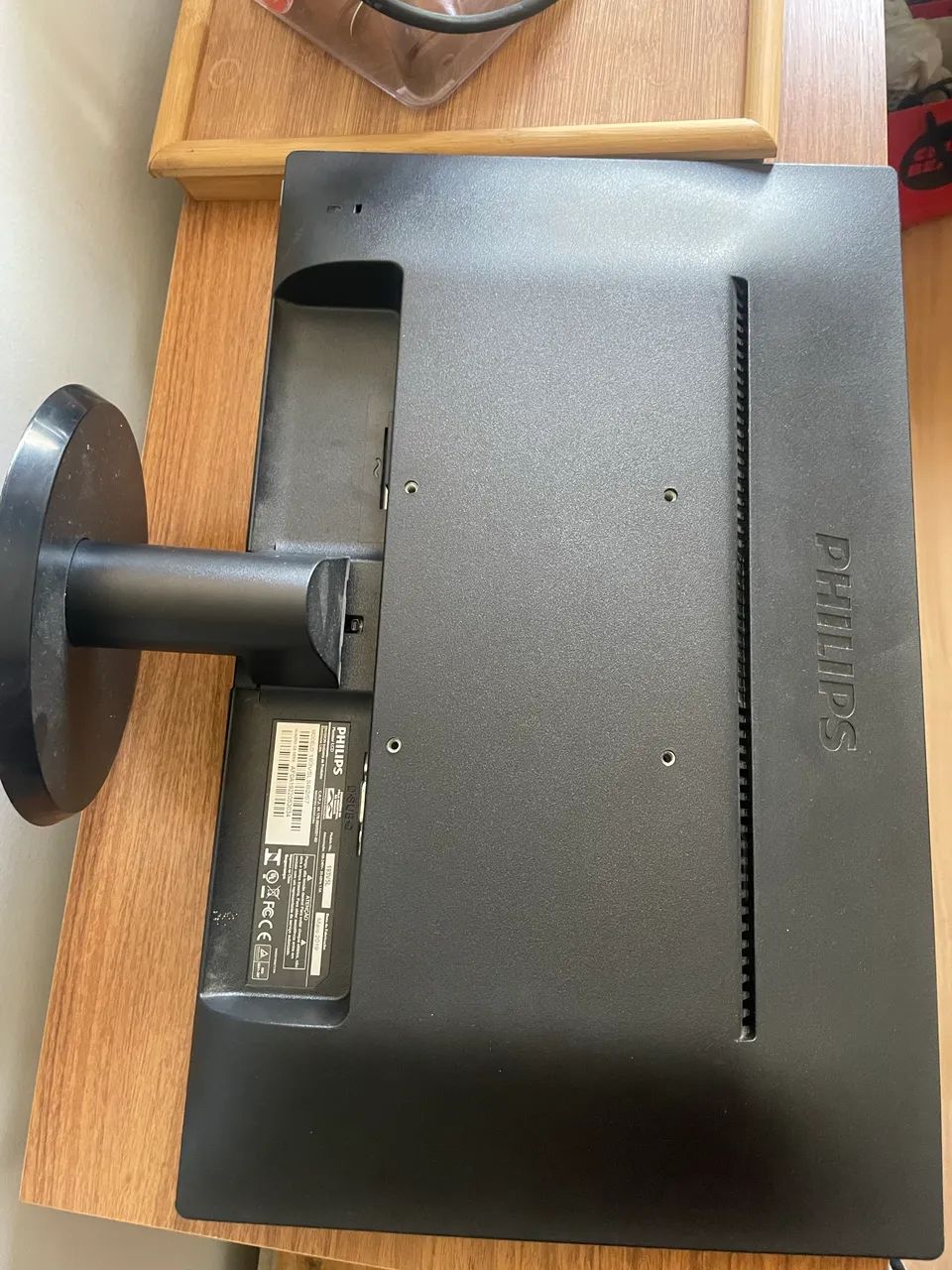 Monitor Philips 18,5? - Modelo 193V5LSB2/57 - Foto 2