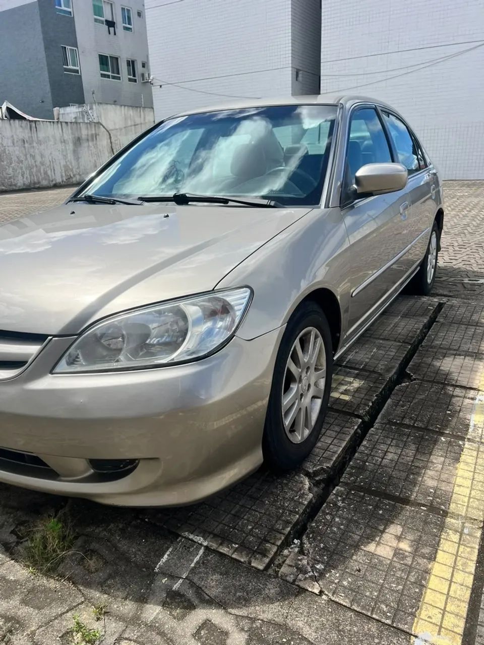 Honda Civic Sedan LXL 1.7 16V 130cv AUT 4P 2005