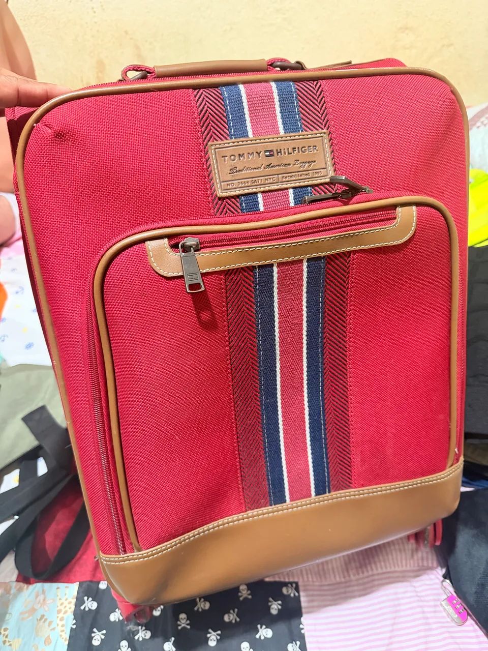 Mala Tommy Hilfiger bordo 