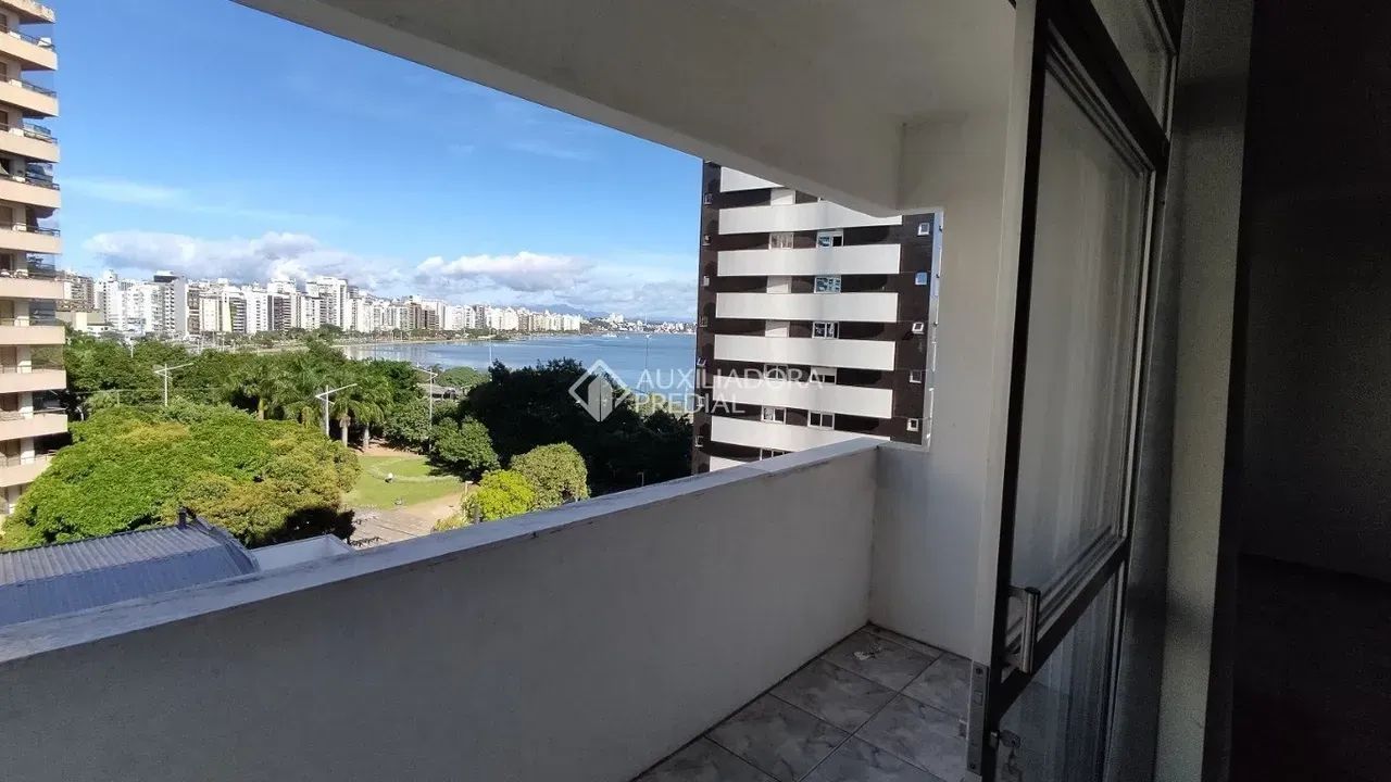 APARTAMENTO 4 DORMITÓRIOS SENDO 1 SUÍTE BEIRA MAR NORTE - Foto 2