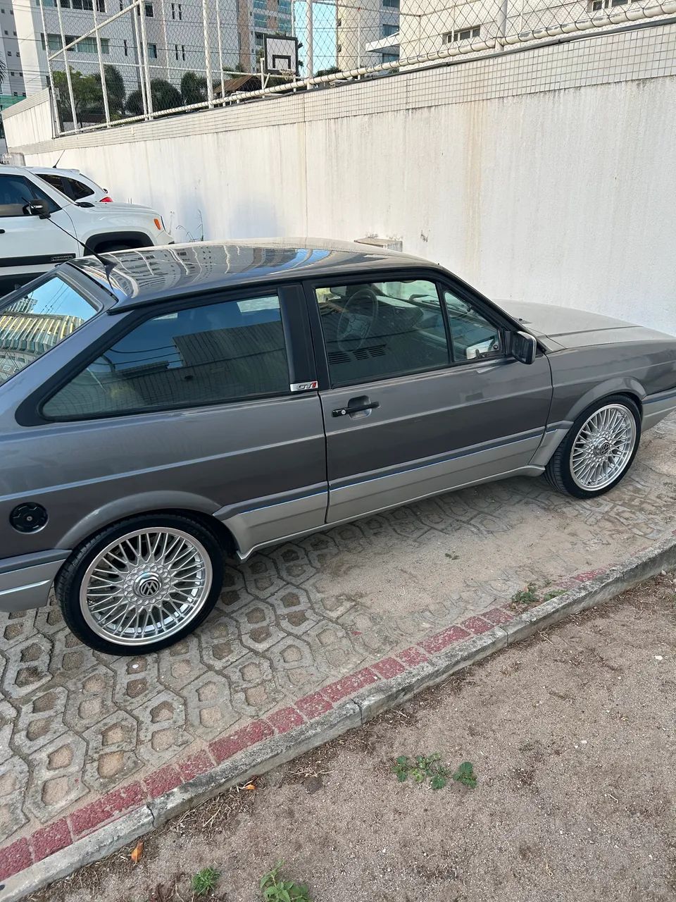 Volkswagen Gol Geração I GTI 2.0 8V 120cv Gasolina Mec. 2P 1993
