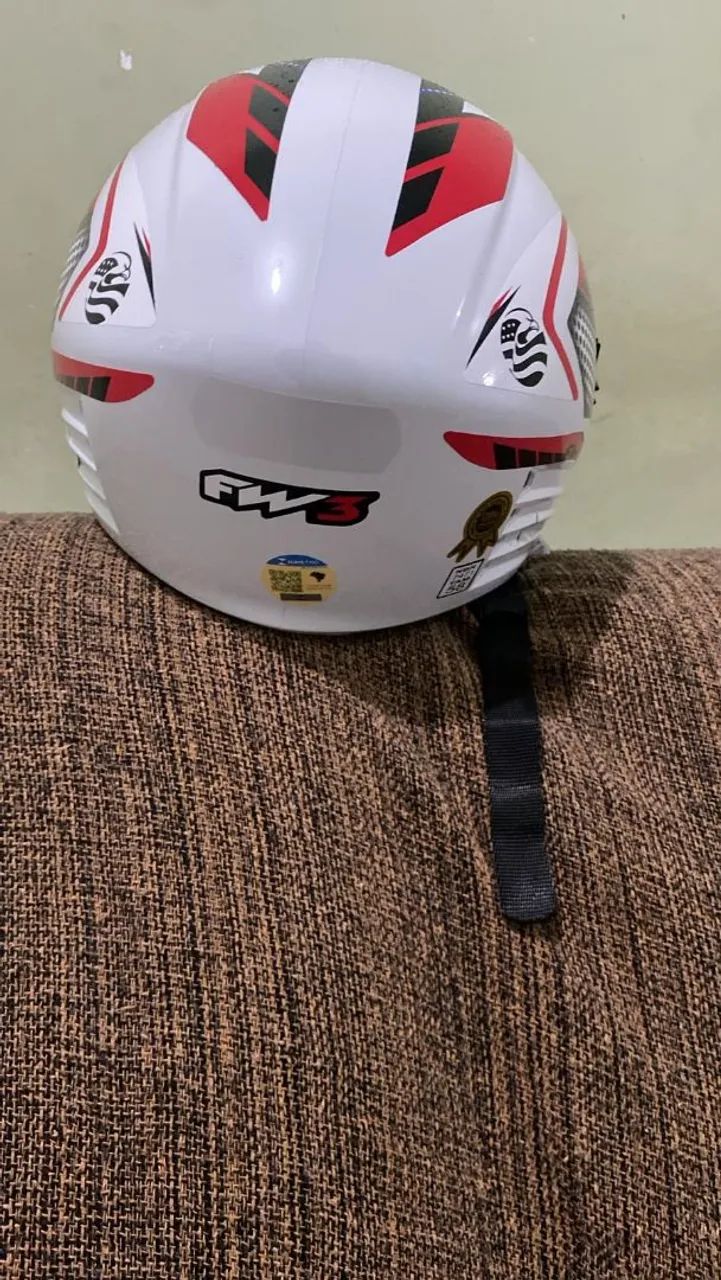 Capacete Fw3 aberto  - Foto 3