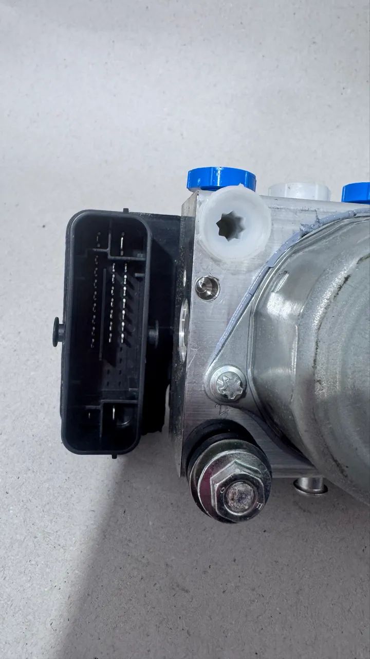 Módulo De Freio Abs 0265805086 Fiat Uno E Strada 2013/18 - Foto 3