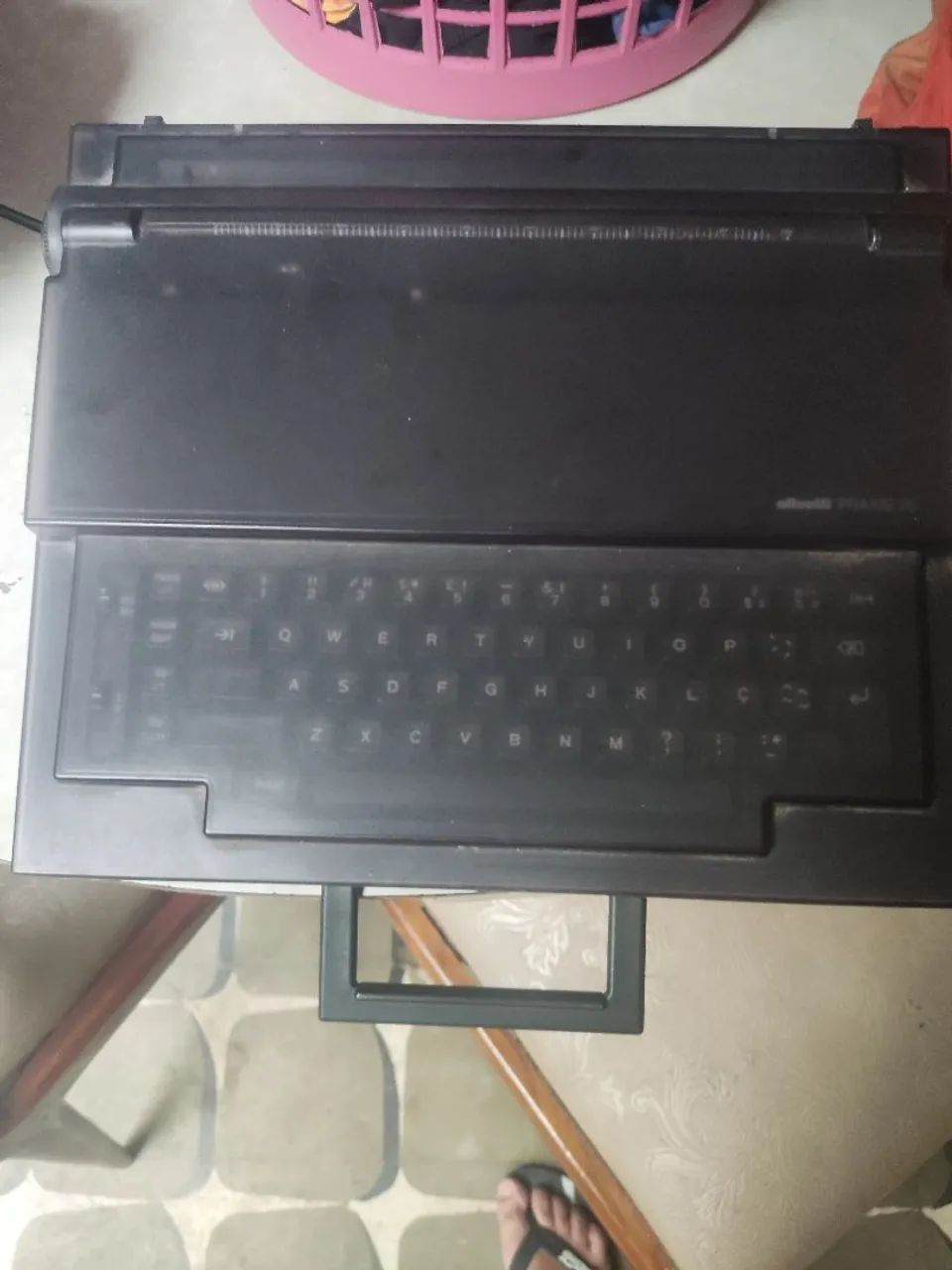 Máquina de escrever Olivetti praxis 20 - Foto 4