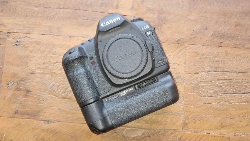 Canon 5D Mark II Full Frame + 24-105mm + Grip | Só 9.702 cliques