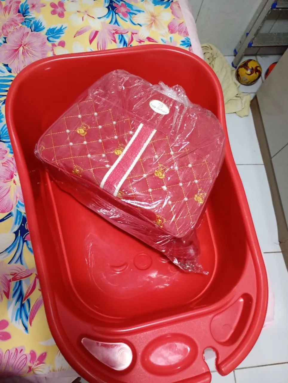 Vendo bolsa e banheira - Foto 3