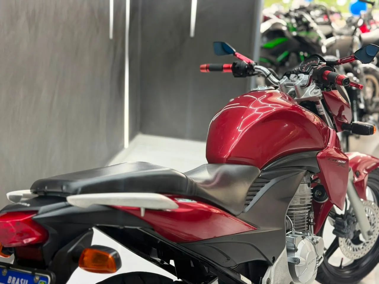 Honda CB 300R 2013 - Foto 5