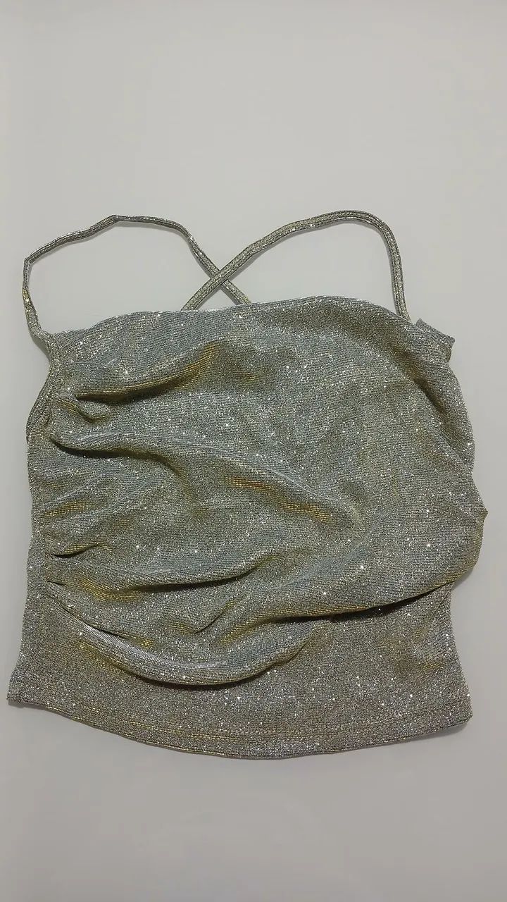 Blusa de brilho champanhe nova PP - Foto 3