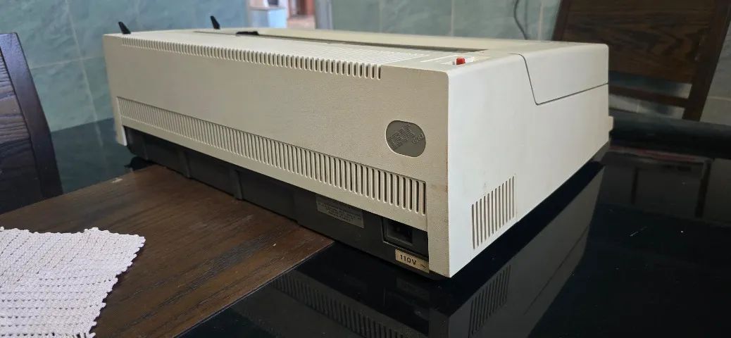 Máquina de Escrever Eletrônica IBM 6783 + Cabo Original (Para Decoração/Peças) - Foto 2