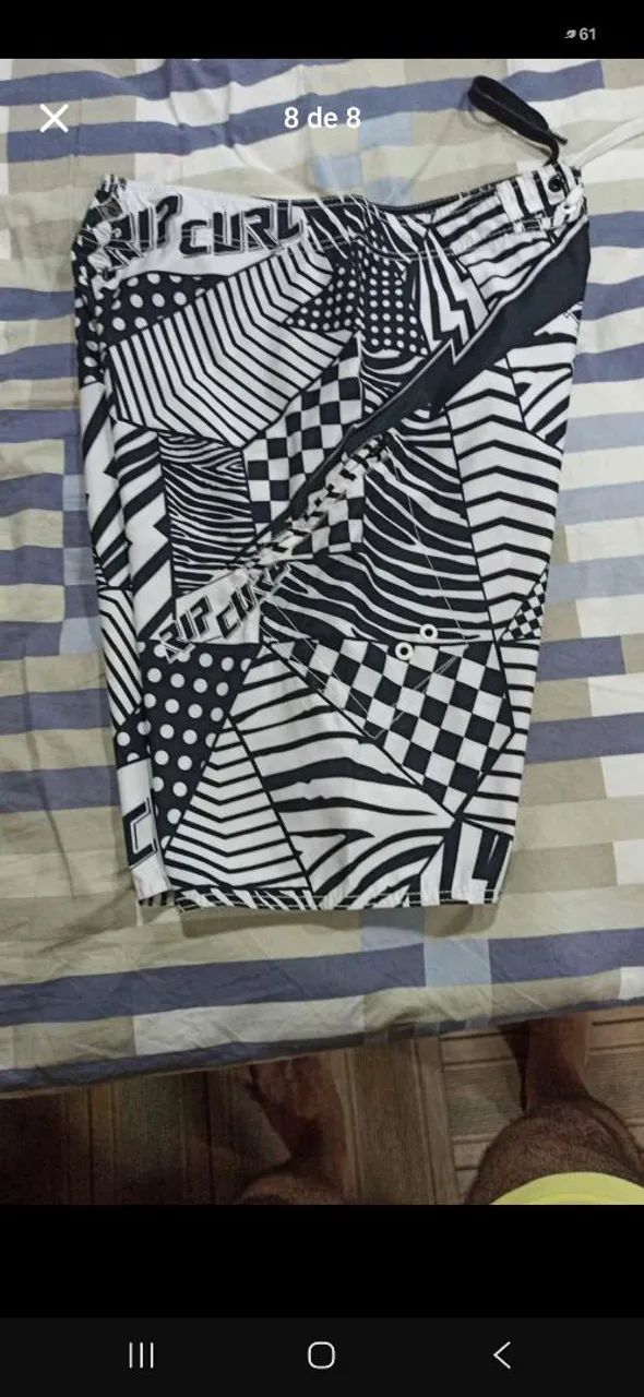 Duas bermudas Rip Curl