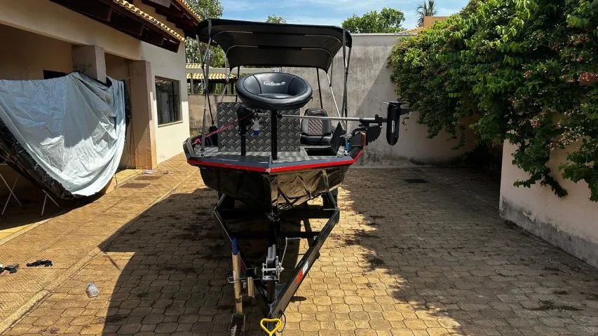 Barco 5,5mt Calaça 1,80 boca + Motor mercury 50 HP Partida elétrica +Carretinha - Kit 2025 - Foto 4