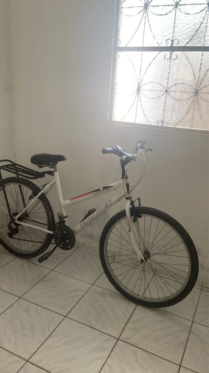 Bicicleta semi nova