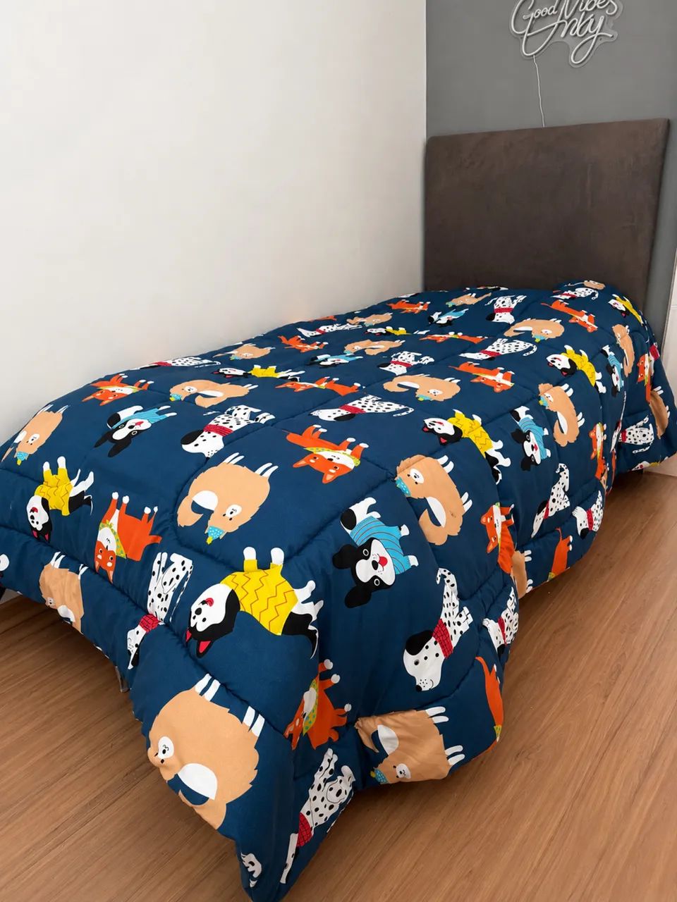 Cama Box de solteiro com colchão e cabeceira  - Foto 2