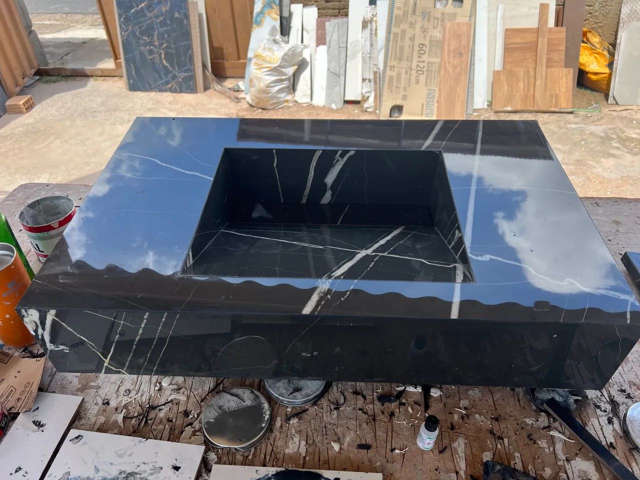 Pias de porcelanato na promoção 