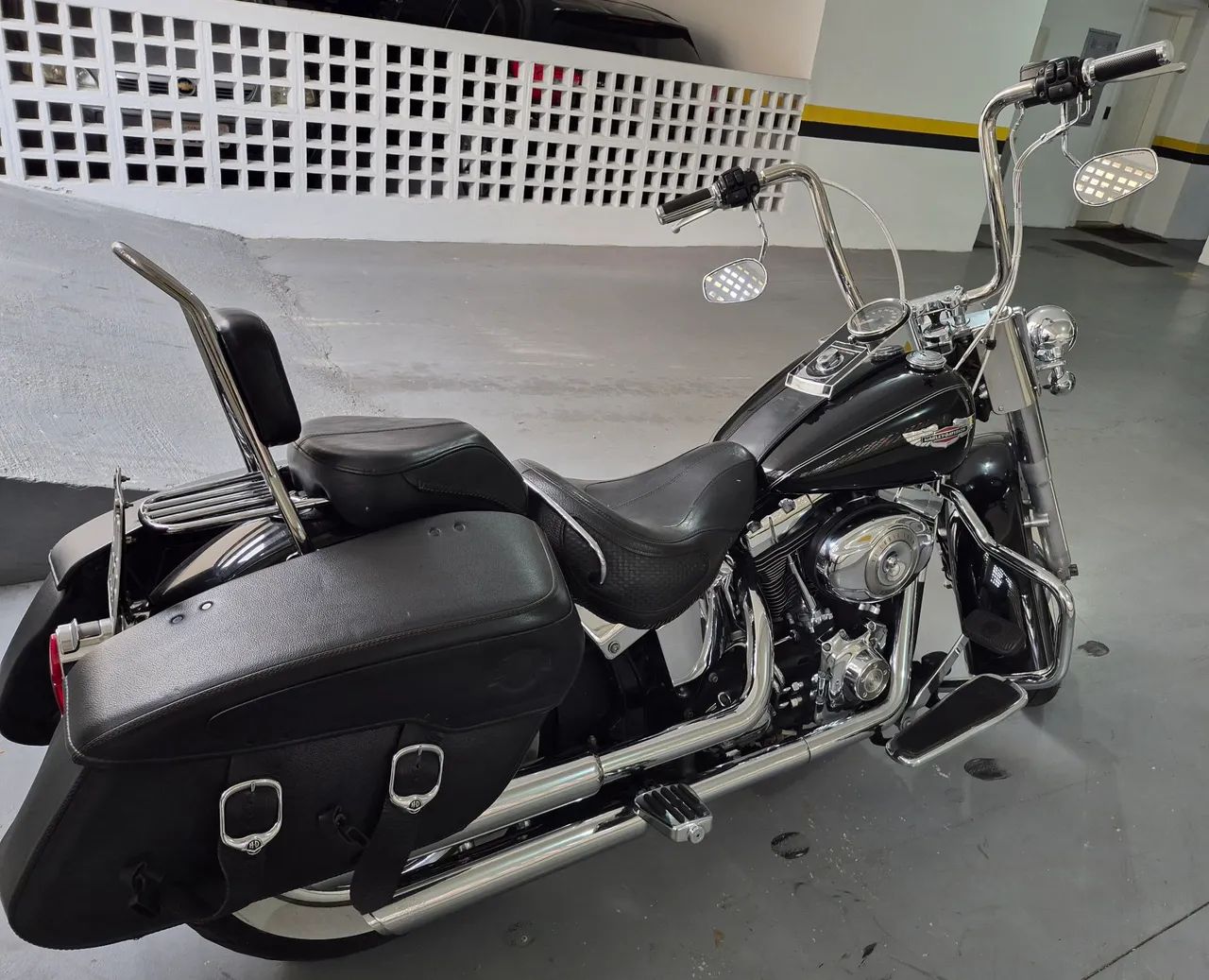 Harley Davidson Softail Deluxe 2013 - Foto 2
