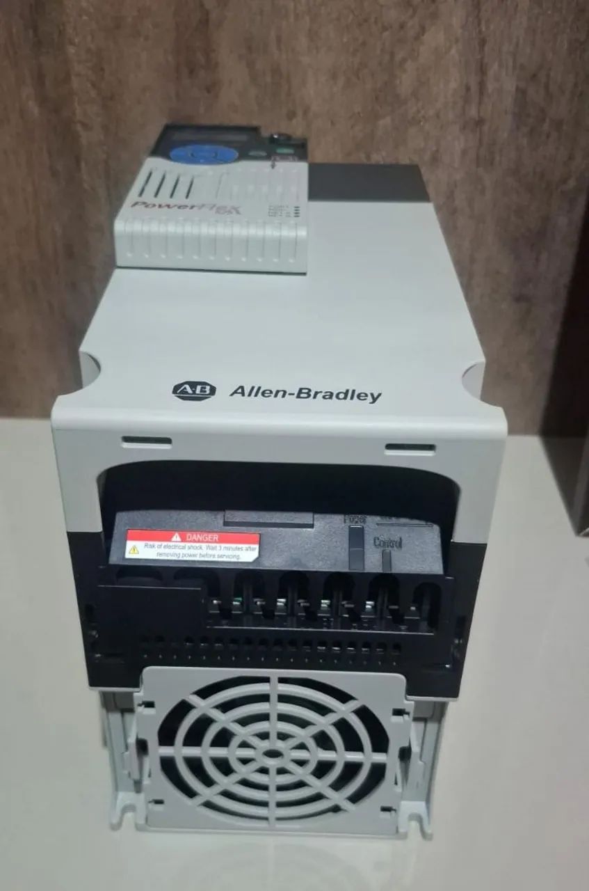 Inversor de frequencia power flex - Foto 2